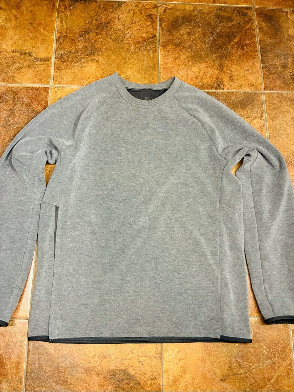 lululemon athletica Men's Light Gray Crewneck Sweater